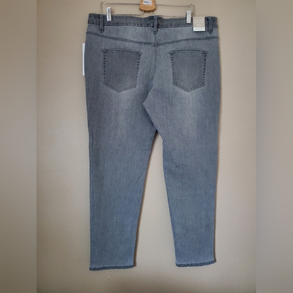 NWT Coldwater Creek the Creek Black Mid Rise Slim Fit Pants Sz 18W - Picture 6 of 7